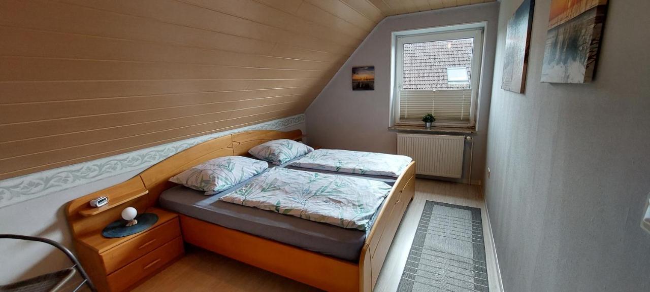 Haus Im Wiesengrund Esens Bagian luar foto
