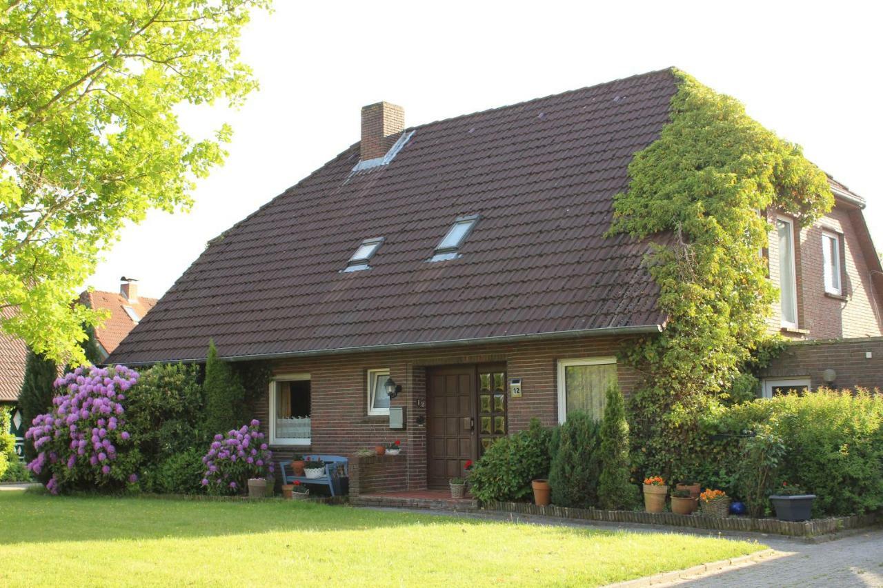 Haus Im Wiesengrund Esens Bagian luar foto