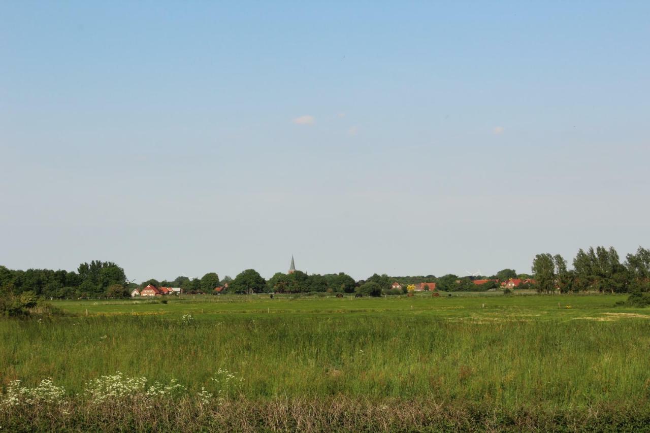 Haus Im Wiesengrund Esens Bagian luar foto